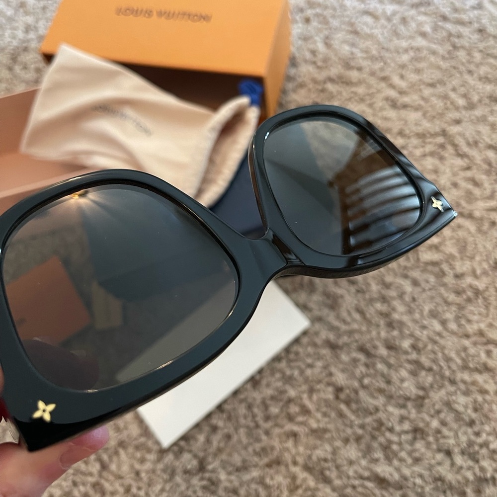 Louis Vuitton My Monogram Sunglasses - Picture 8 of 14
